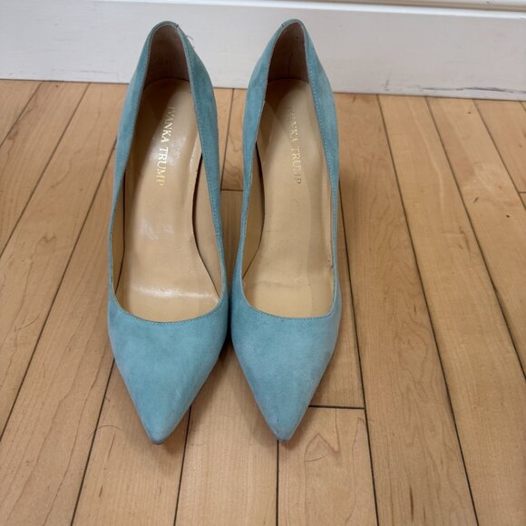 Ivanka Trump Robin's Egg Blue Suede Heels Shoes Pumps Size 9.5 - Picture 3 of 12